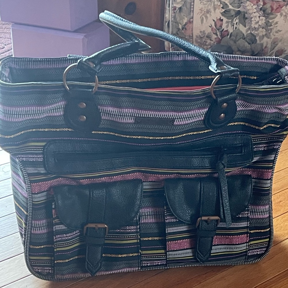 DAKINE carry on